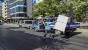 Karşıyaka’da çevre ve görüntü kirliliğine geçit yok!