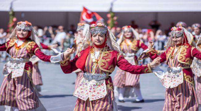 Yaşasın Gazi Mustafa Kemal Atatürk’ün ışığı