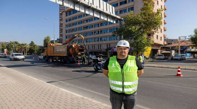 Büyük Kanal’da temizlik harekâtı