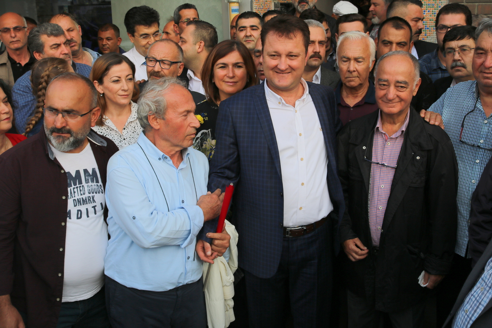 Menemende Miting Gibi Adaylık Açıklaması